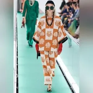 Gucci | Accessories | Original Gucci Gucci Gg772s 004 Iconic  display picture 3